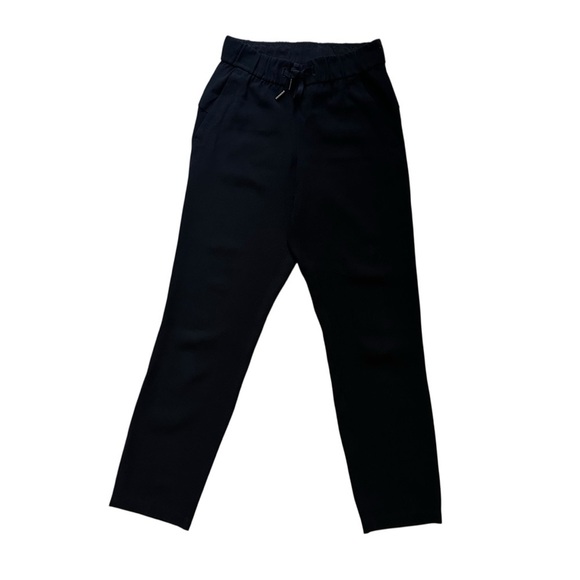 Lululemon On The Fly Pant *Woven 27" Sweatpants Cropped Black Size 2 Extra Small - Picture 3 of 6
